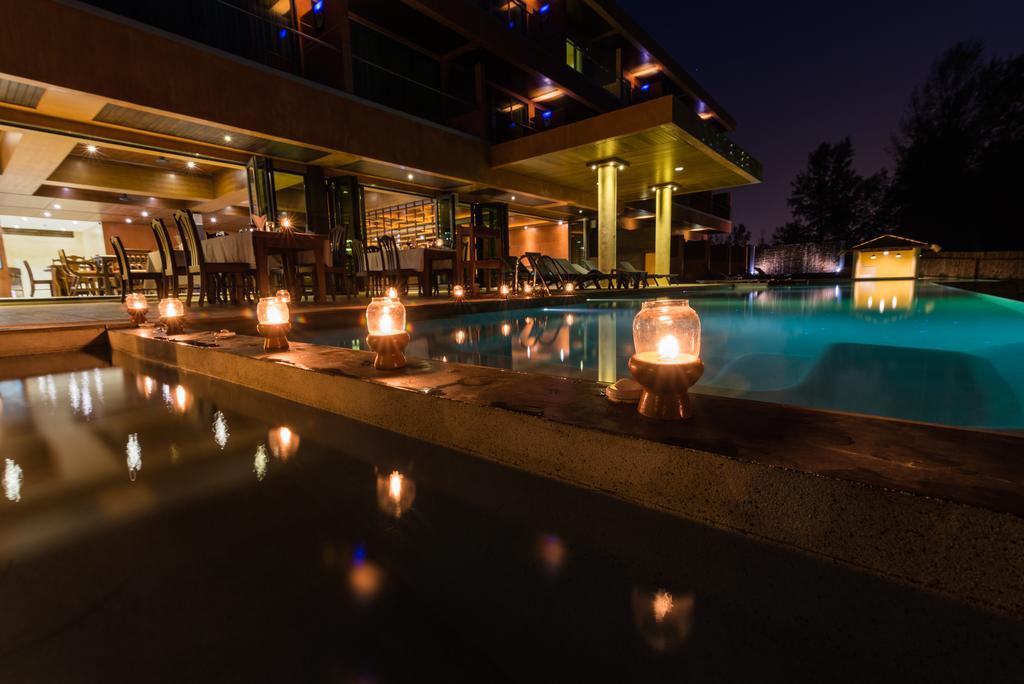 Coriacea Beachfront Boutique Phuket Resort - Sha Plus Maikhau-part Kültér fotó