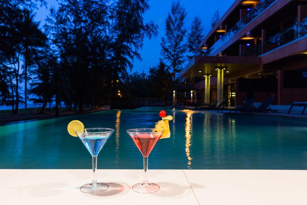Coriacea Beachfront Boutique Phuket Resort - Sha Plus Maikhau-part Kültér fotó