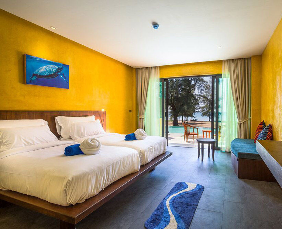 Coriacea Beachfront Boutique Phuket Resort - Sha Plus Maikhau-part Kültér fotó